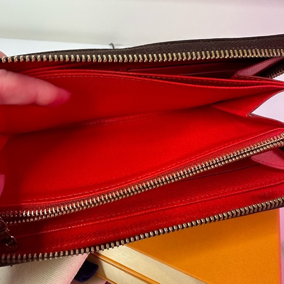 Louis Vuitton limited edition Yayoi Kusama red pumpkin dot zippy wallet. - Picture 10 of 16